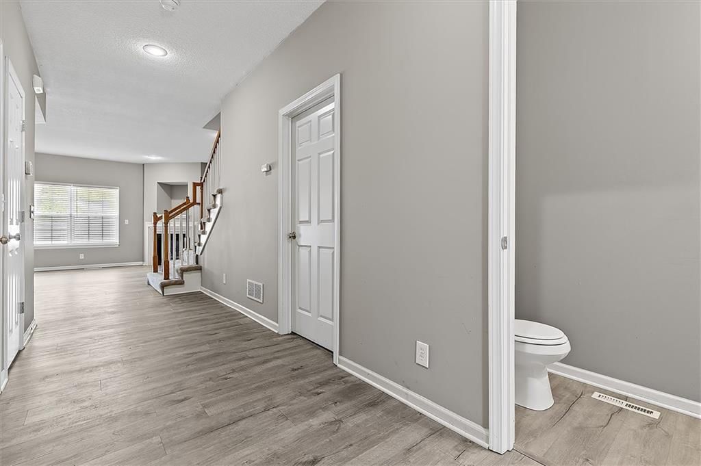 8820 Timber Creek Lane — photo 5