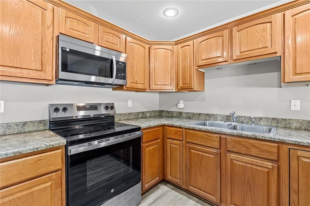 8820 Timber Creek Lane — photo 18
