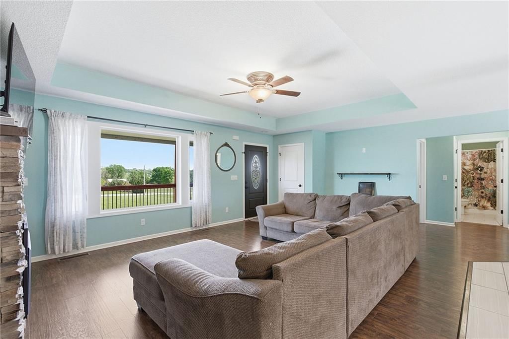 30960 Somerset Road — photo 14