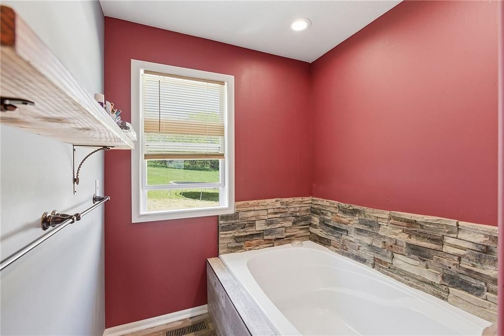 30960 Somerset Road — photo 27