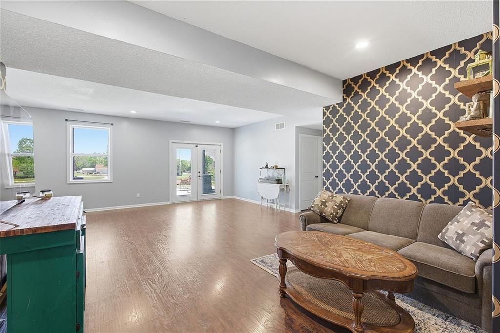 30960 Somerset Road — photo 33