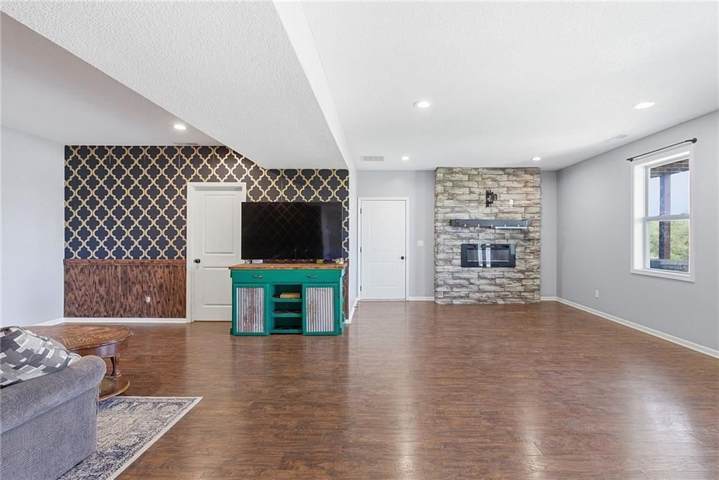 30960 Somerset Road — photo 36