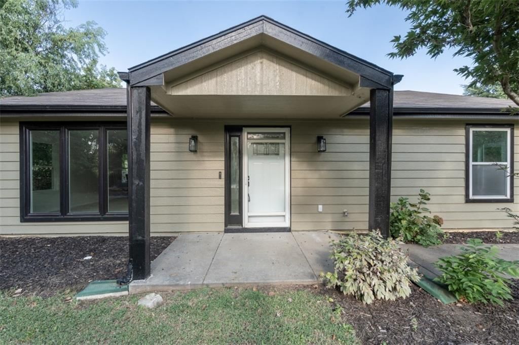 5183 Cherokee Lane — photo 3