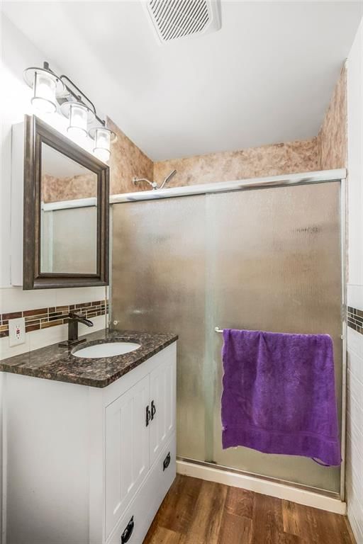 302 W 28th Street — photo 9