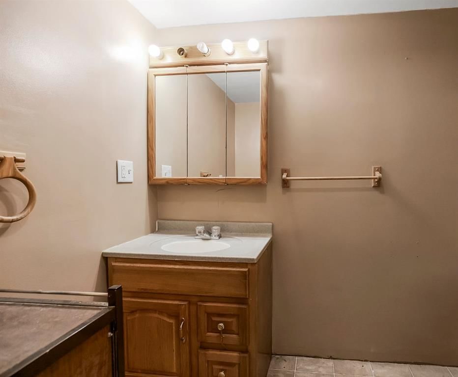 302 W 28th Street — photo 15