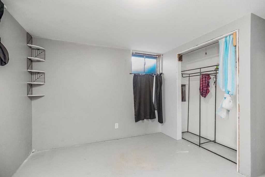 302 W 28th Street — photo 16