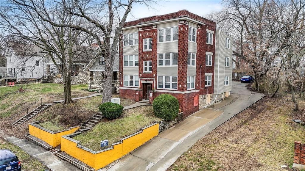 4226 Locust Street — photo 3
