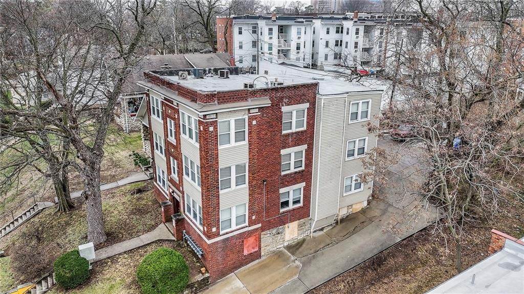 4226 Locust Street — photo 4