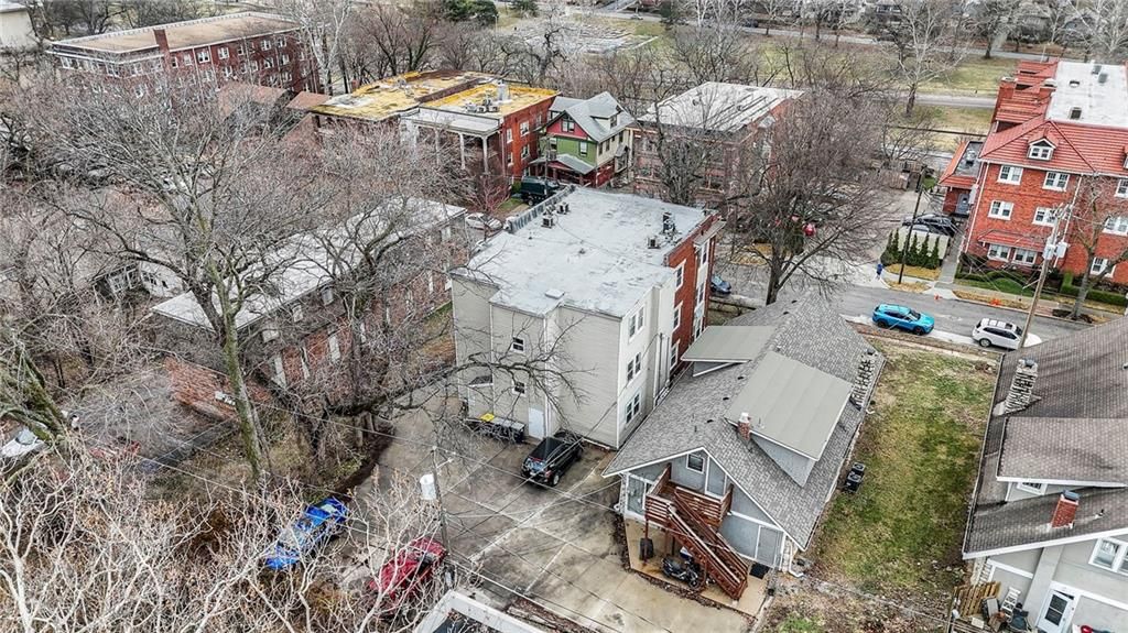 4226 Locust Street — photo 9