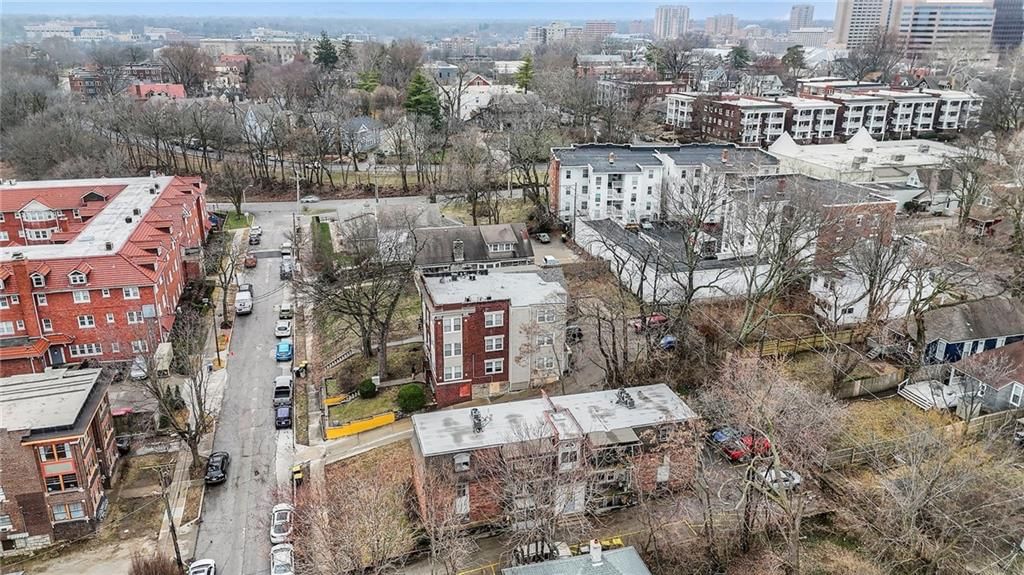 4226 Locust Street — photo 15