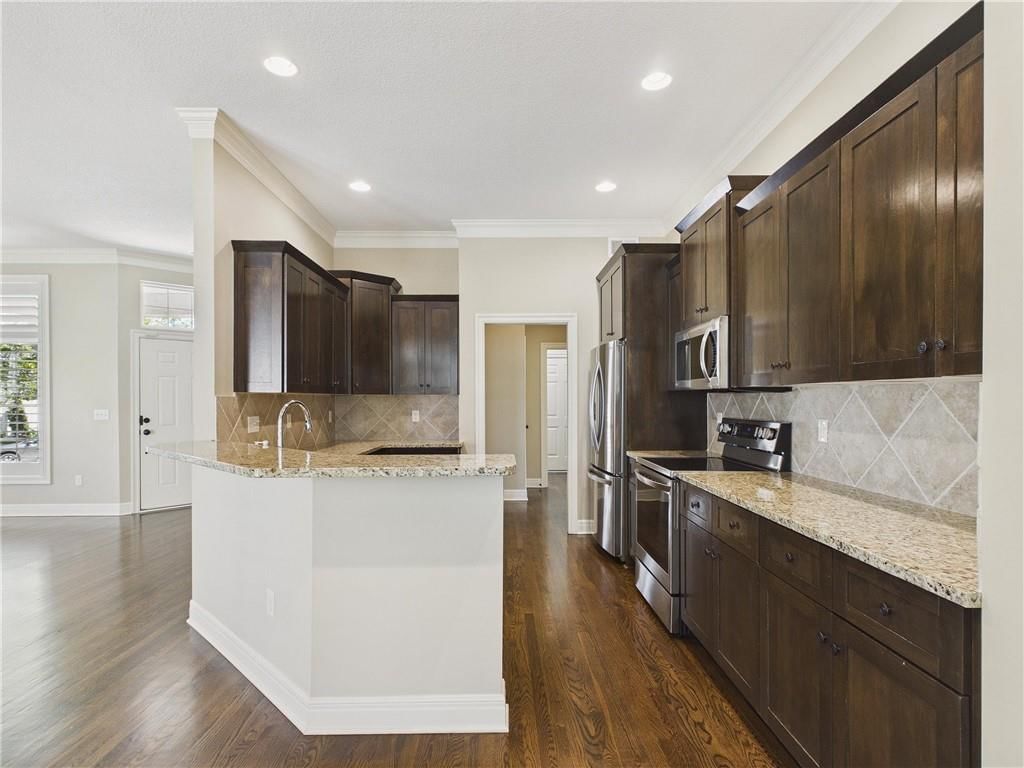 11844 S Hallet Street — photo 9