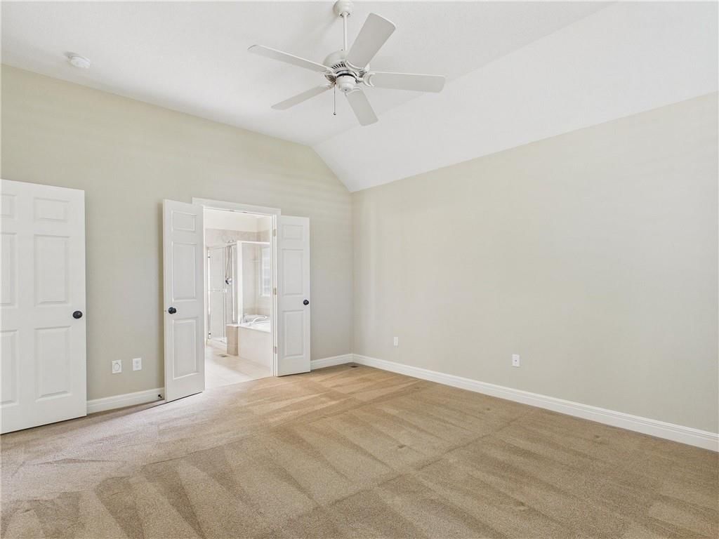 11844 S Hallet Street — photo 14
