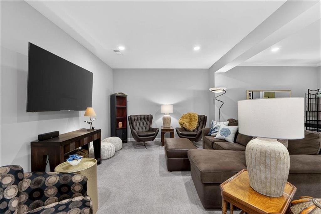 1217 SW Pebble Lane — photo 30