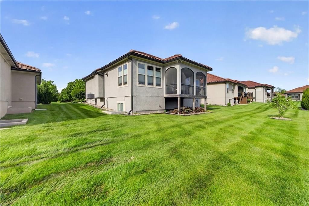 1217 SW Pebble Lane — photo 42