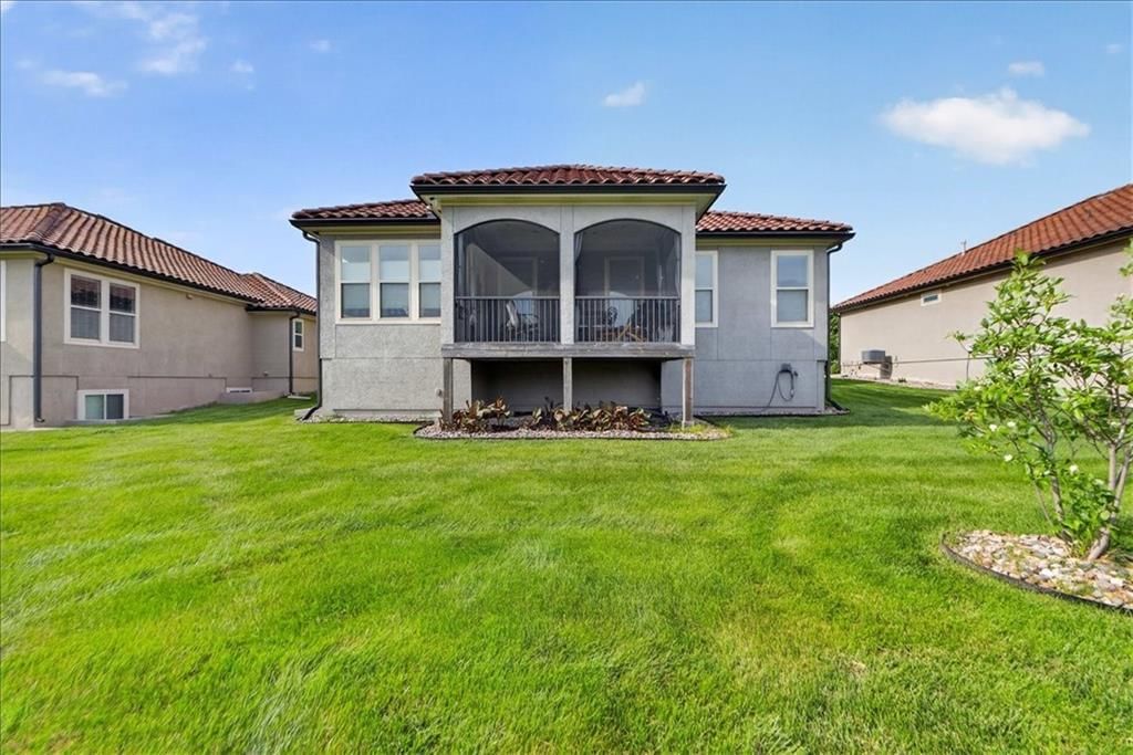 1217 SW Pebble Lane — photo 44