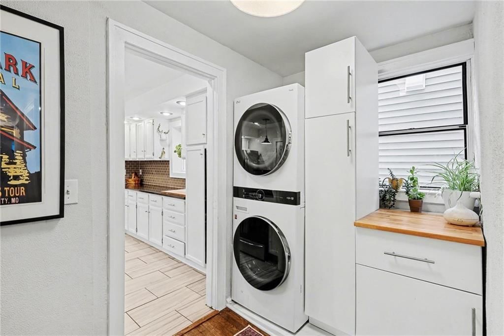 820 E 41ST Street — photo 12