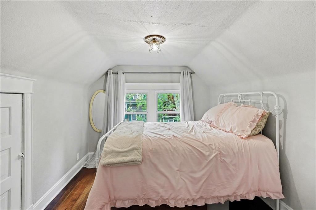 820 E 41ST Street — photo 21