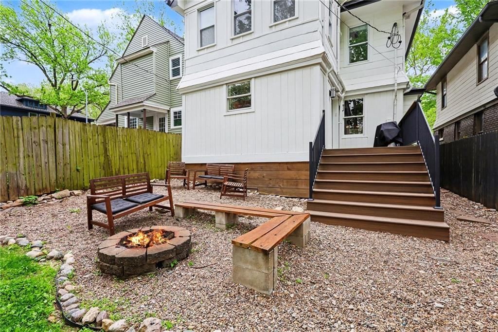820 E 41ST Street — photo 27