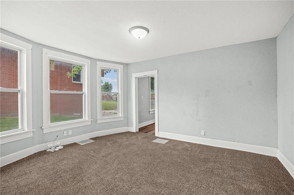 3418 Renick Street — photo 4