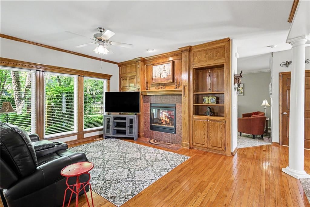 1830 Parkside Drive — photo 10