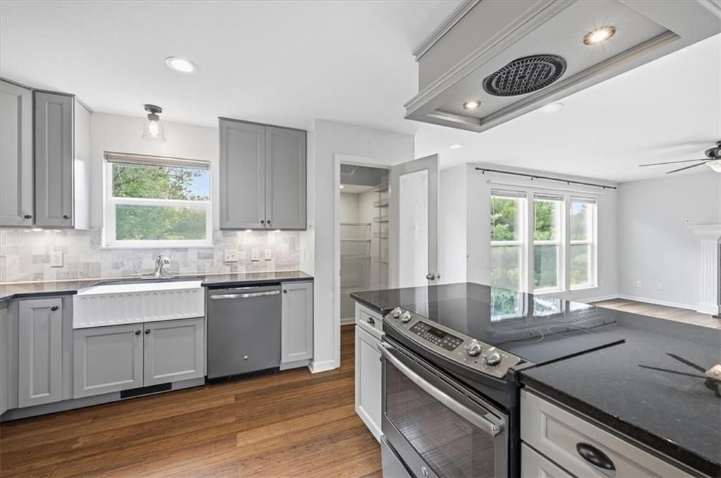 4602 Park Lane — photo 8