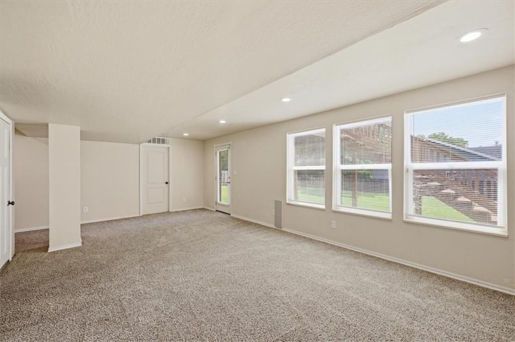 4602 Park Lane — photo 31