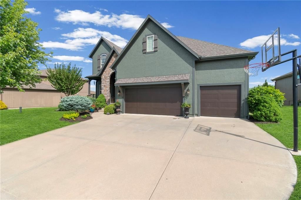 6484 N Whitetail Way — photo 3