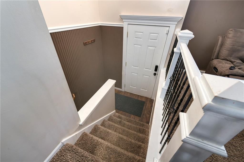 16006 Lawrence Avenue — photo 5