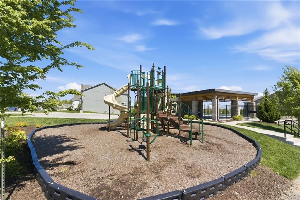 9017 SW 9th Street — photo 42