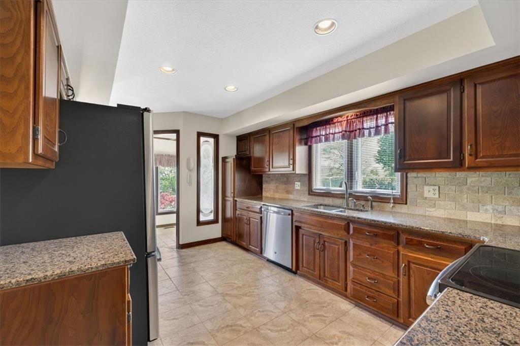 4933 SW Raintree Parkway — photo 11
