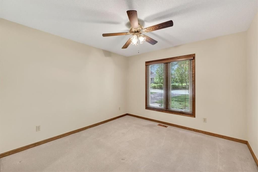 4933 SW Raintree Parkway — photo 28