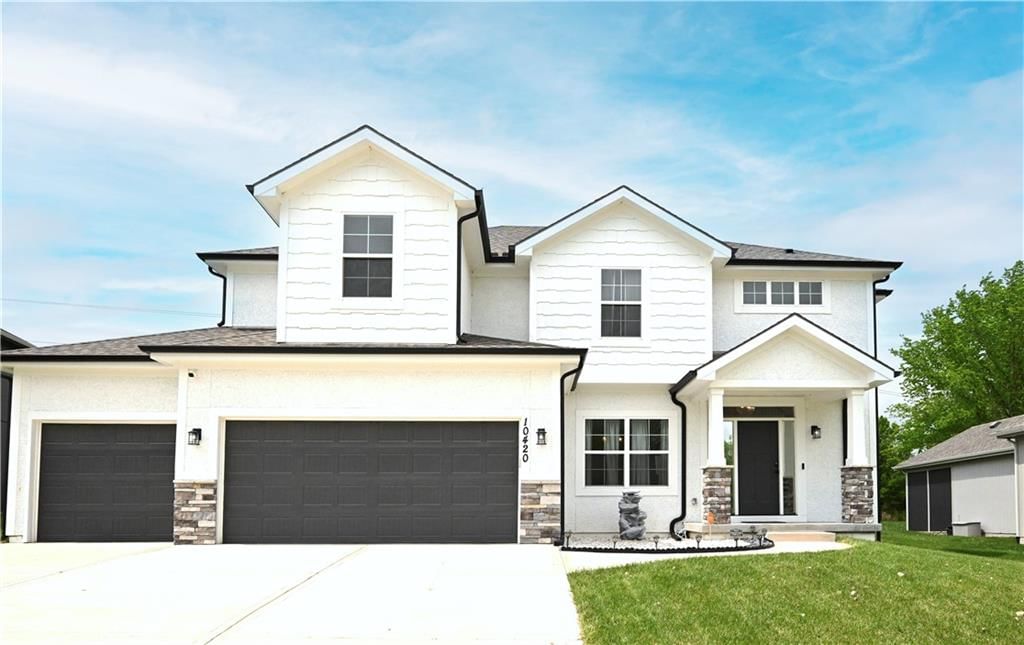 10420 N Flora Avenue, Kansas City, MO