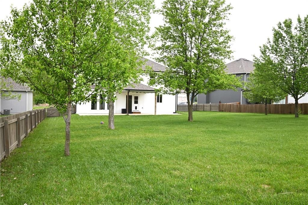 10420 N Flora Avenue — photo 18