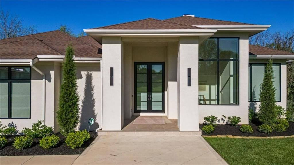 7300 NW Pampas Lane — photo 2
