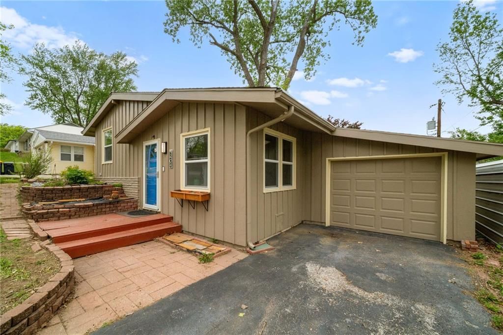 5404 NE 42nd Terrace — photo 4
