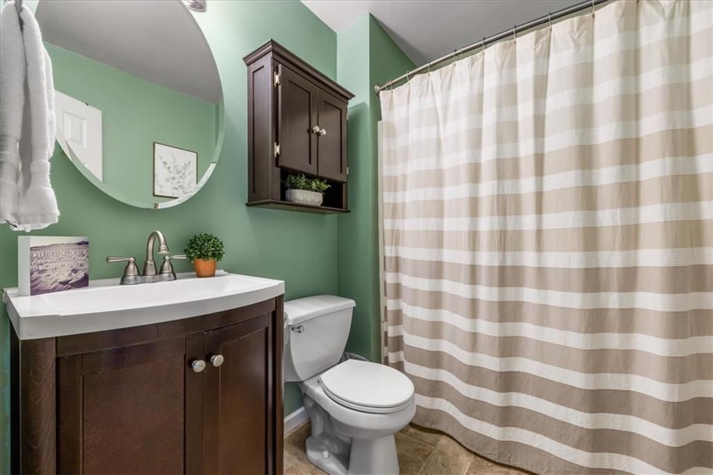 1807 Seneca Street — photo 19