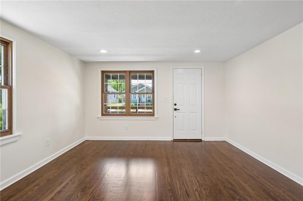 1406 E 24th Avenue — photo 5