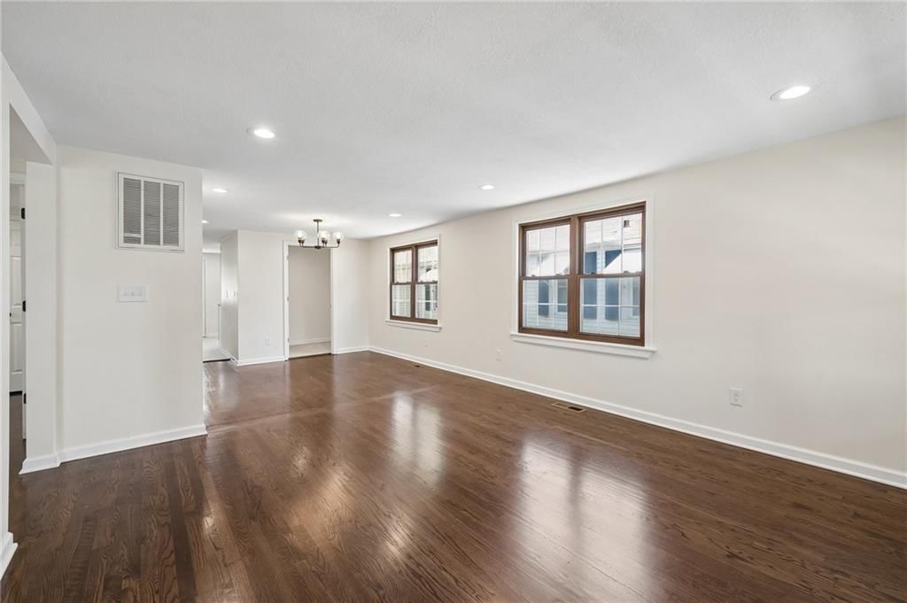 1406 E 24th Avenue — photo 7