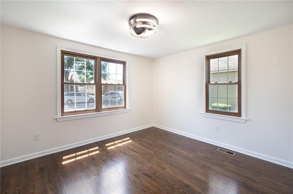 1406 E 24th Avenue — photo 17