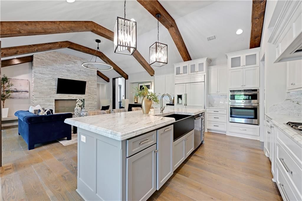 770 Suffolk Lane — photo 18