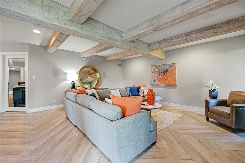 770 Suffolk Lane — photo 39