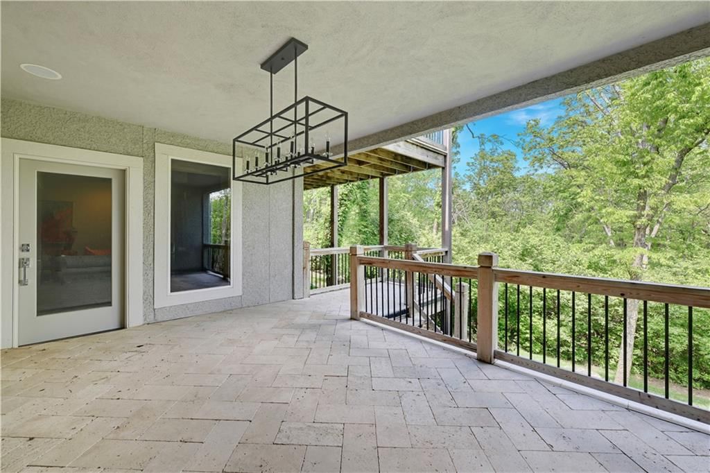 770 Suffolk Lane — photo 45