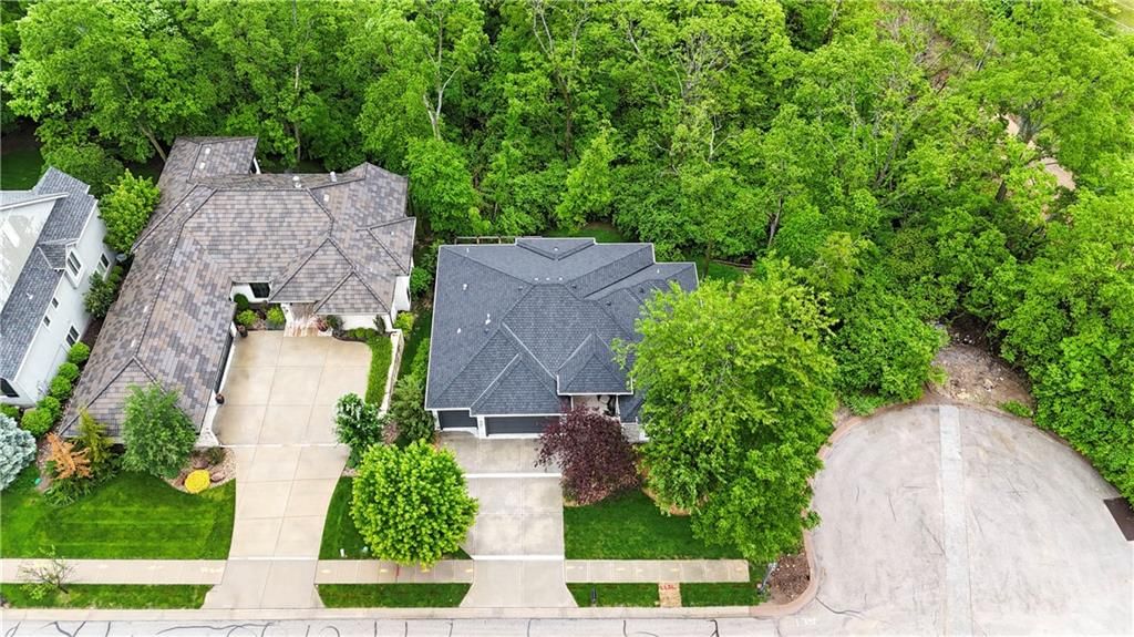 770 Suffolk Lane — photo 48