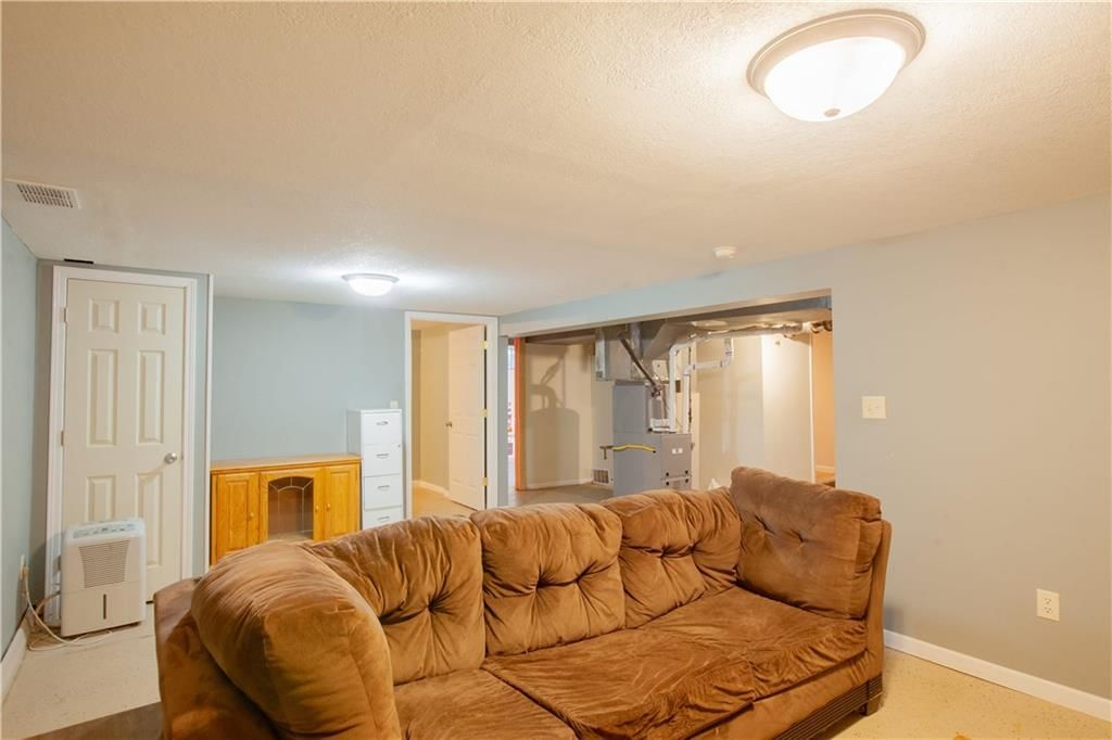 706 W 16th Street — photo 19