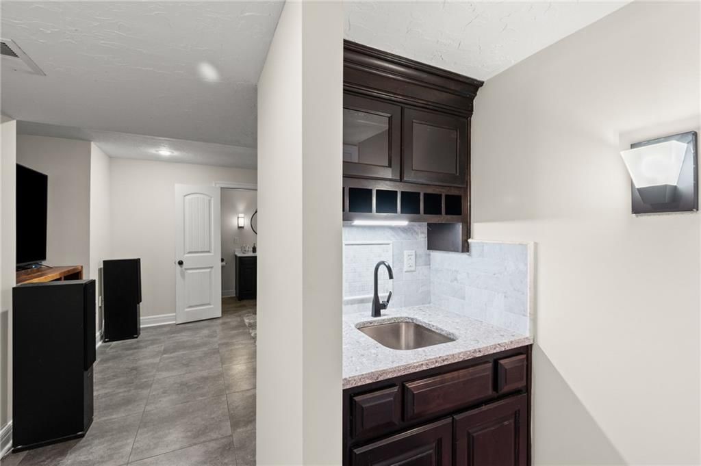1408 Cedar Ridge Circle — photo 35