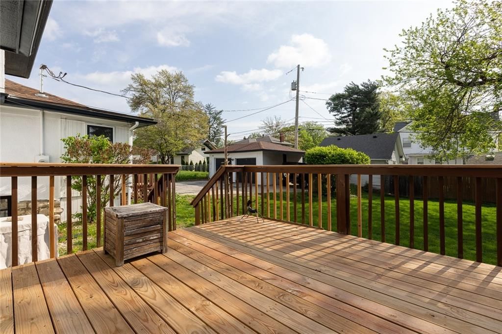 7329 Ward Parkway — photo 30