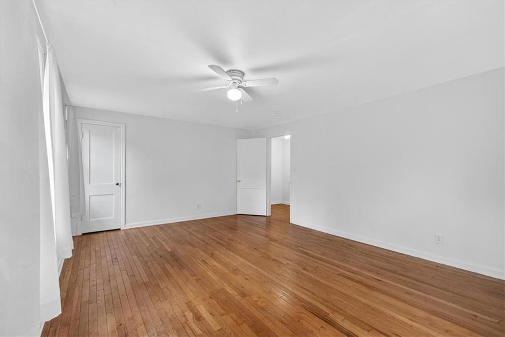 636 E 63rd Terrace — photo 22