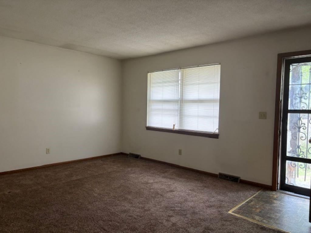 7253 Richland Avenue — photo 2