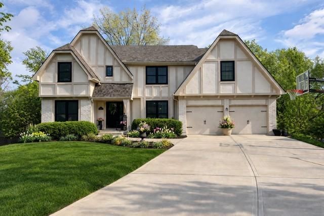 12200 Connell Drive, Overland Park, KS