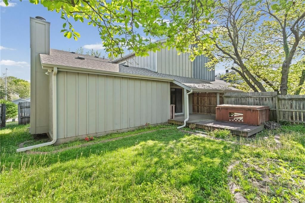 1202 NE 83rd Terrace — photo 33